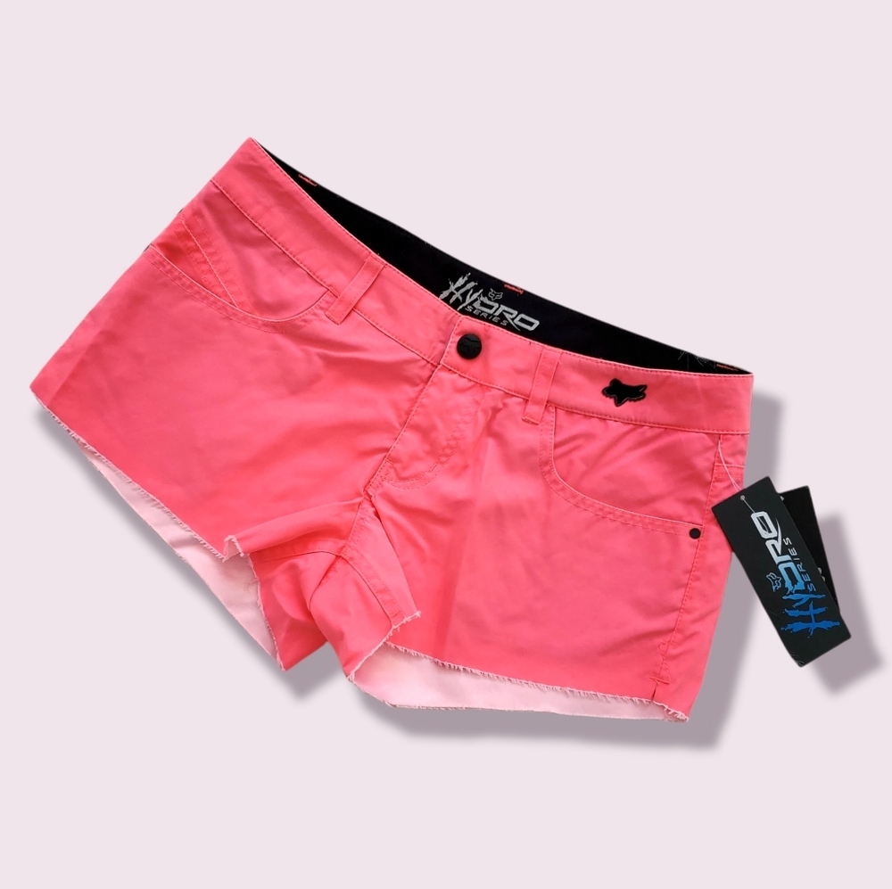 2/30$ - NWT - FOX RACING - Women's Boardie